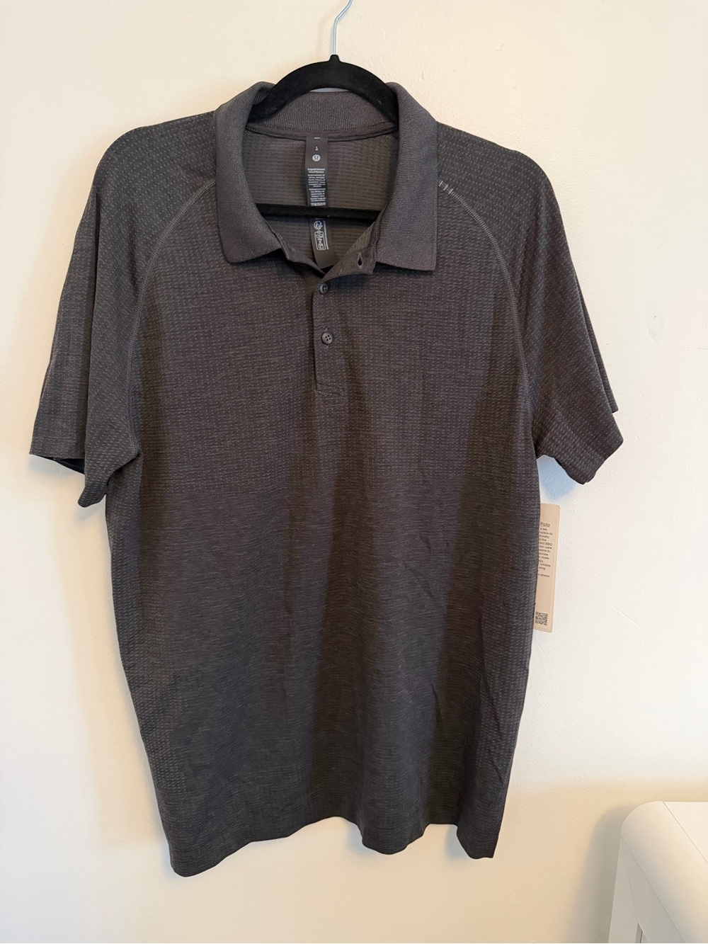 Lululemon Men's Dark metal vent tetch golf Polo Shirt - Performance Short Sleeve